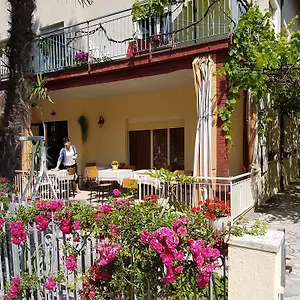 Hotel Berlati, Pinarella