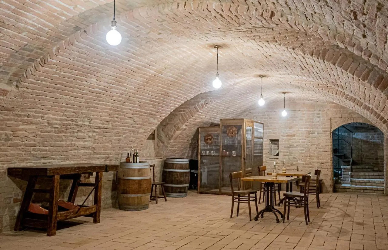 Nocleg ze śniadaniem Bed and Breakfast Fermo Della Guazzona Busseto Włochy